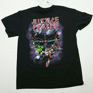 Justice League Characters T Shirt NWT